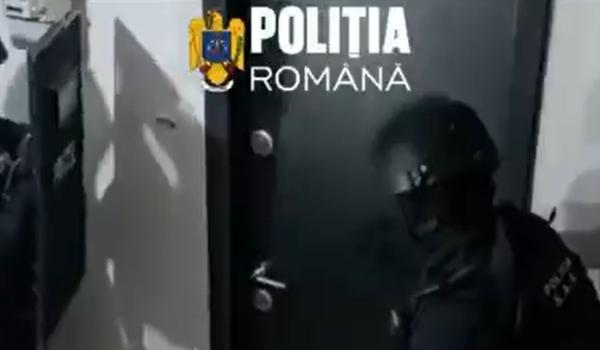 Momentul în care Bogdan Sicilianul este săltat de mascați, după ce a sfidat Poliția și a amenințat o tânără