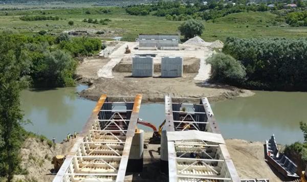 Podul de la Ungheni ar putea fi gata până la sfârşit de 2026. Circulația însă, posibilă abia peste câțiva ani