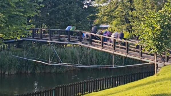 Atracția ascunsă de la poalele Postăvarului: turiştii o descoperă din întâmplare