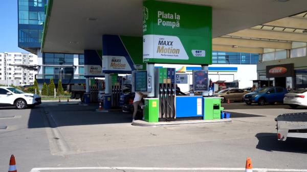 Urmează un nou val de scumpiri, petrolul urcă iar la 100$. Se deschide al doilea front în războiul din Orient