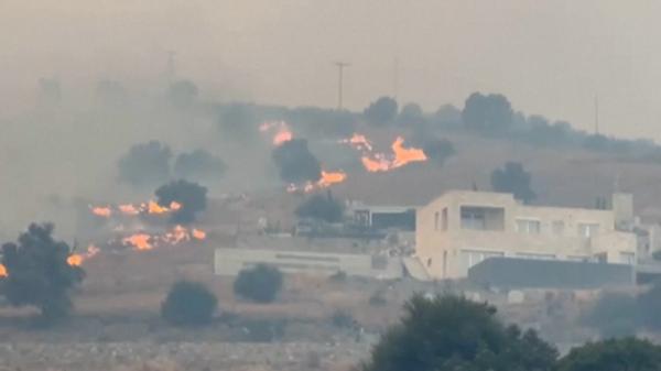 Coșmar în destinațiile preferate de români. Mii de oameni evacuați din calea incendiilor din Europa