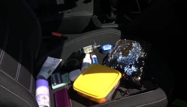 Obiectele banale din maşină care se pot transforma în bombe cu ceas în vreme de caniculă