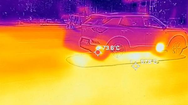 "Simţeam că ne arde carnea pe noi". Caniculă extremă în toată țara, apoi furtuni cu rafale de până la 80 km/h