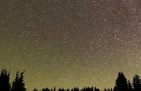 Fenomen astronomic rar pe cerul României. Eclipsă de Soare, Perseide și șase planete în aceeași noapte