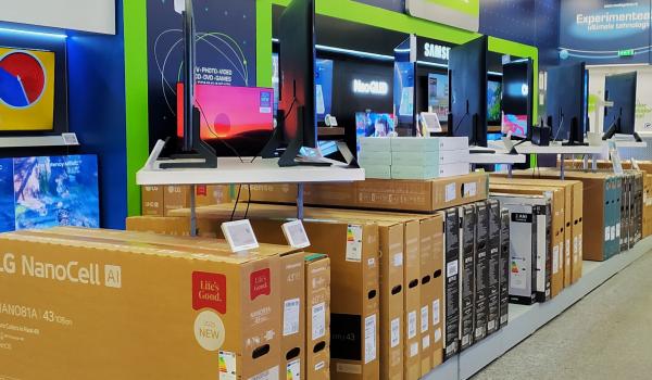 Produsele cu reduceri de mii de lei la Black Friday-ul de vară. Prețurile au scăzut chiar și cu 30%