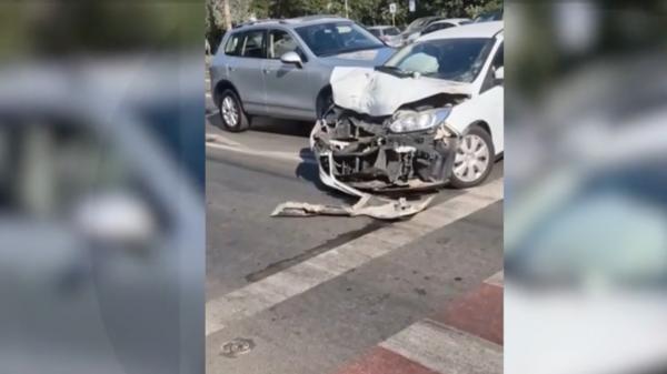 Un gălățean și-a spulberat soția cu mașina, pe trecerea de pietoni. Individul a fugit de la fața locului