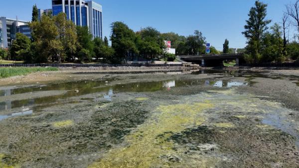 După două luni de șantier, lacul Herăstrău arată ca o deltă. Când va fi gata primul tronson