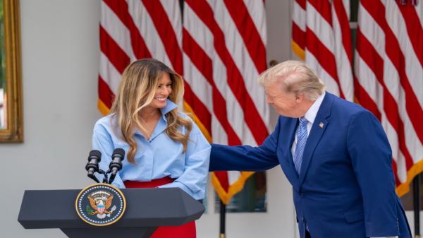 Melania Trump, apariţie după zvonurile legate de asistenta preşedintelui: "Am auzit că v-a fost dor de mine"