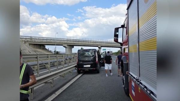 Accident grav pe A3, lângă Turda. Patru persoane, pasageri într-un microbuz, au ajuns la spital
