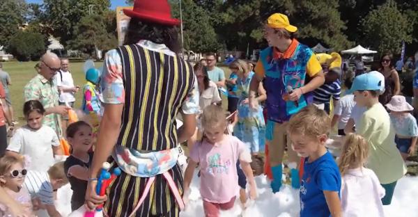 Trei zile de poveste pentru copii. Joacă, spectacole, concerte și aventură la Palatul Mogoşoaia