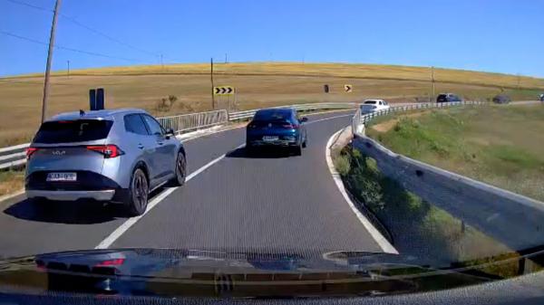 Şoferii care publică pe Facebook filmări cu nereguli din trafic ar putea avea probleme cu legea