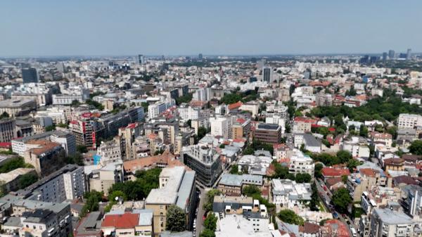Două cauze identificate pentru mirosul urât din Bucureşti, după 1.000 de sesizări