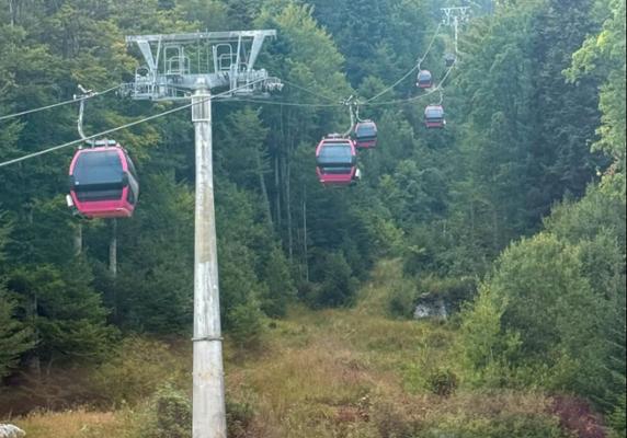 Telegondola Sinaia spre Cota 1400, oprită după deplasarea unui pilon