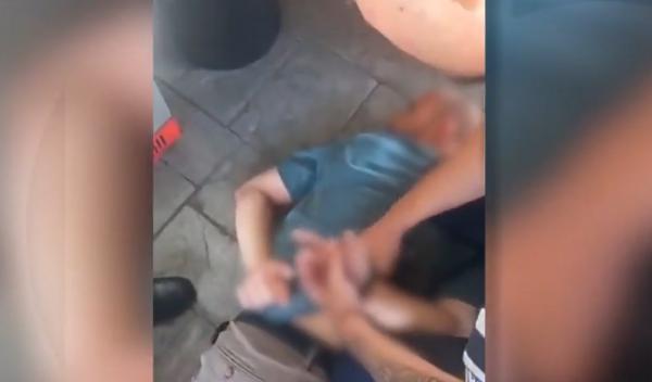 Bărbat beat, cu pistolul la brâu în plină zi, în Cosmopolis. Momentul în care a fost încătuşat