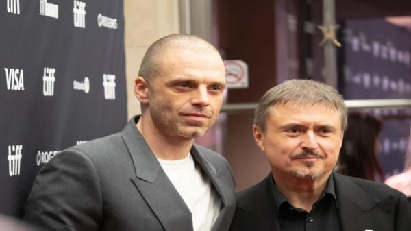 Cristian Mungiu şi Sebastian Stan, împreună pe covorul roşu. "Fjord", prezentat în Canada