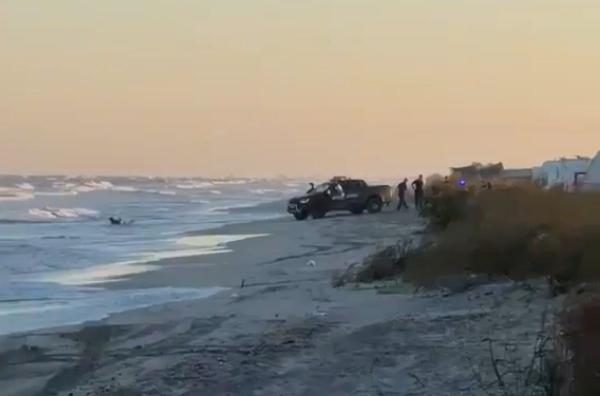 Resturi de drone pe mai multe plaje din România. Un fragment exploziv a fost detonat la Vadu