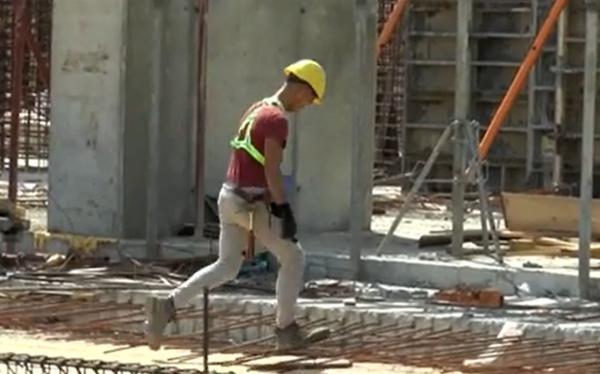 Domeniul care a salvat economia ţării, în pericol. Germania vrea muncitori români: 200.000 de joburi