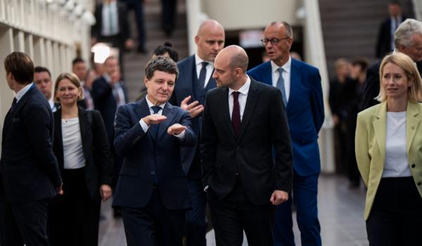 Cazul alegerilor anulate din România, din nou pe masa eurodeputaților. Un nou raport vizează rolul TikTok