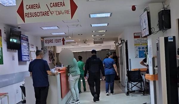 "Mâncați că expiră mâncarea, facem risipă". Ce au primit zeci de copii la școală înainte să ajungă la spital