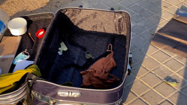 Descoperire macabră în Gorj. Valiză în care se afla trupul unei tinere moarte, scoasă din râu de pescari