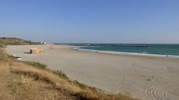 Mamaia pierde nisip, Năvodari câștigă. Cum s-au schimbat plajele în 10 ani de la primele lucrări de înisipare