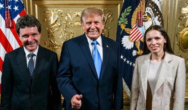 A fost sau n-a fost Trump? Specialiştii explică fotografia cu Nicuşor Dan care a devenit virală
