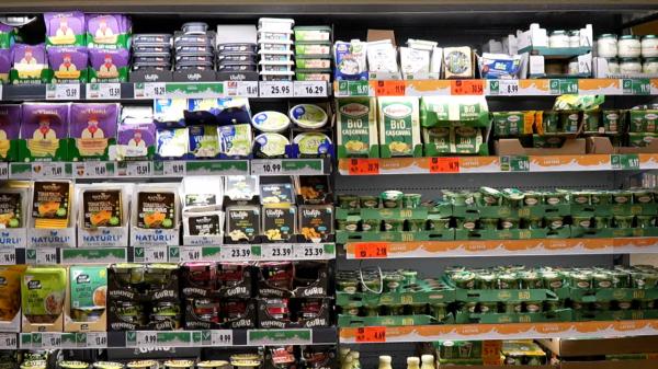 Producătorii, obligaţi să demonstreze că ouăle sunt de la "găini nestresate" sau "crescut în aer liber"