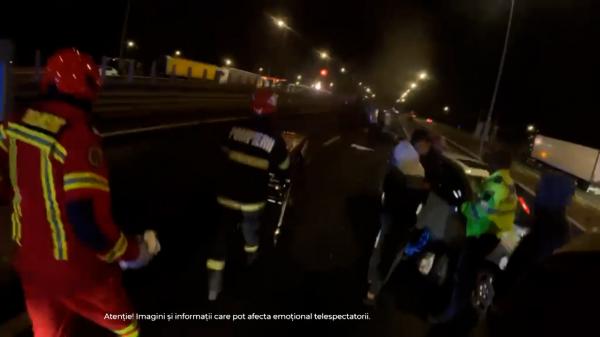 Un şofer a adormit la volan și a provocat un carambol pe A1, între Arad şi Timişoara. 12 oameni au fost răniţi