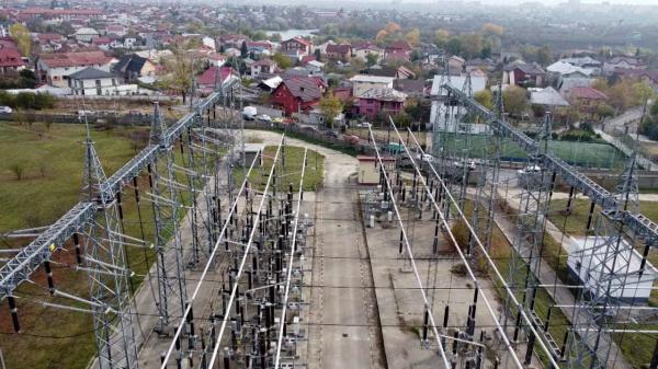 Preț fix la energie doar pe hârtie. Cum pot schimba furnizorii tarifele stabilite în contract