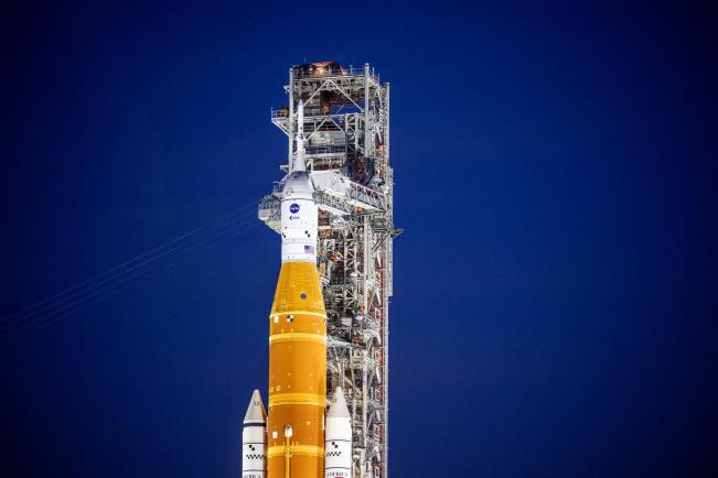 Misiunea Artemis II: O nouă generație de astronauți pornește spre Lună