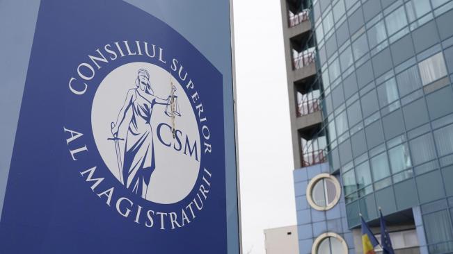 Procuror din CSM, după zborul cu un jet privat al judecătorului CCR: "Mai pot fi considerați imparţiali?"