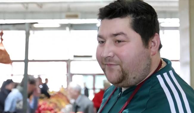 Scumpirile de la pompă se simt deja pe tarabă. Comerciant: "La 10 lei motorina, ce să mai zic"