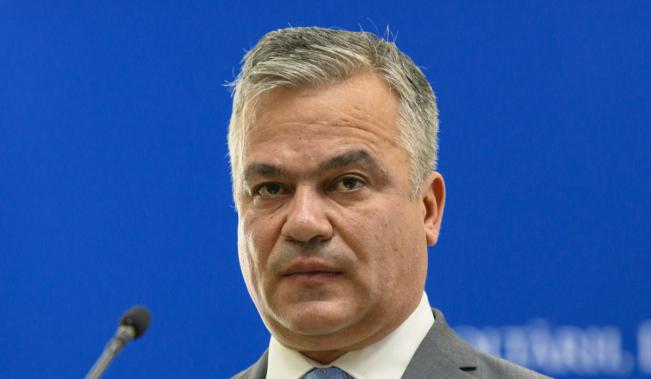 Veştea, faţă în faţă cu propriul partid după nominalizarea-surpriză. PNL decide dacă îl susţine