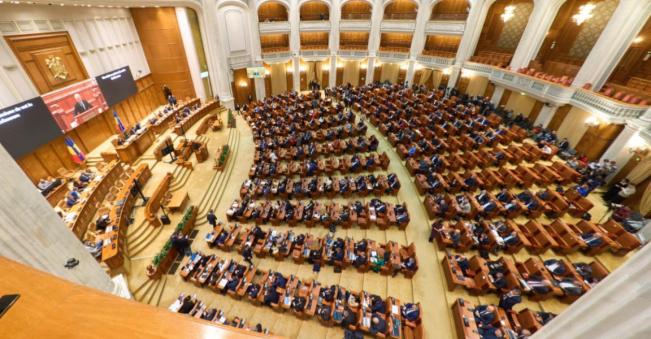 8 miliarde de euro din PNRR, în pericol. Proiecte întârziate sau legi blocate în Parlament