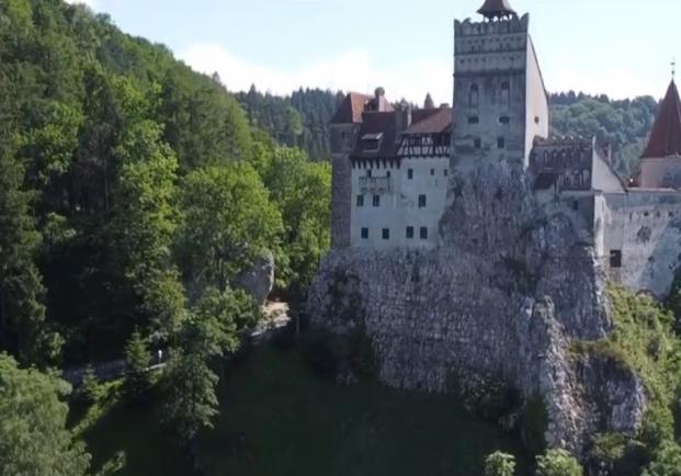 Cât o costă o săptămână la munte. Hotelierii au scăzut din preţuri pentru a atrage turiştii de la mare
