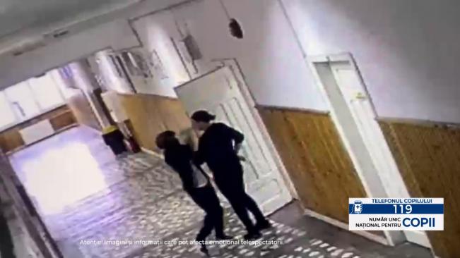 Elevul cuţitar din Bistriţa participase la un curs anti-bullying, iar poliţiştii observaseră semnale suspecte