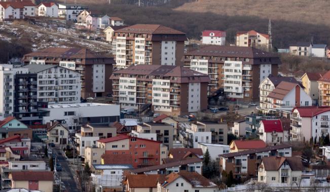 HARTĂ. Ce îți mai poți cumpăra cu 100.000 de euro pe piața imobiliară din România. Clujul, campion la prețuri