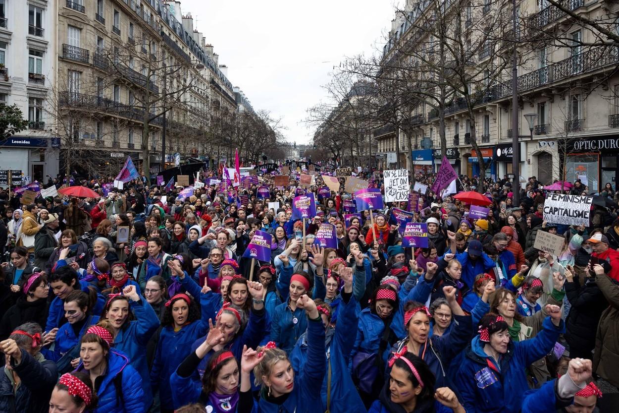 Europa in subbuglio: Grecia, Francia e Italia sono paralizzate da scioperi e manifestazioni.  Cosa vogliono le persone dal governo?