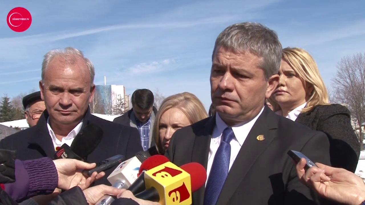 VIDEO Cum uită ministrul Florian Bodog ce comunicate trimite presei senatorul Florian Bodog, prin intermediul Ministerului Sănătăţii