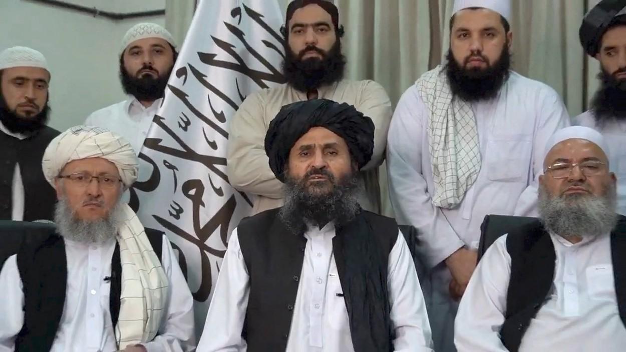 "Războiul din Afganistan s-a terminat", au anunţat talibanii. Majoritatea diplomaților occidentali au părăsit țara