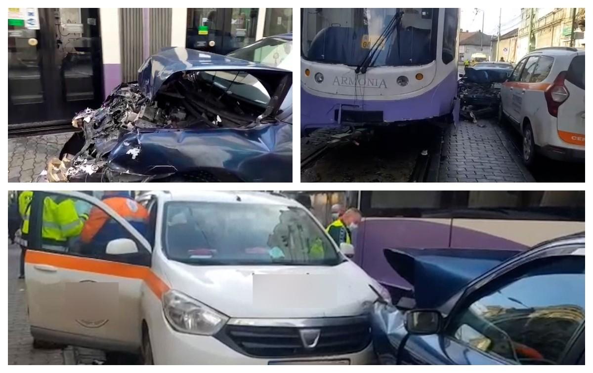 Accident în Timişoara: Un şofer a pierdut controlul volanului şi a intrat într-un tramvai şi o altă maşină