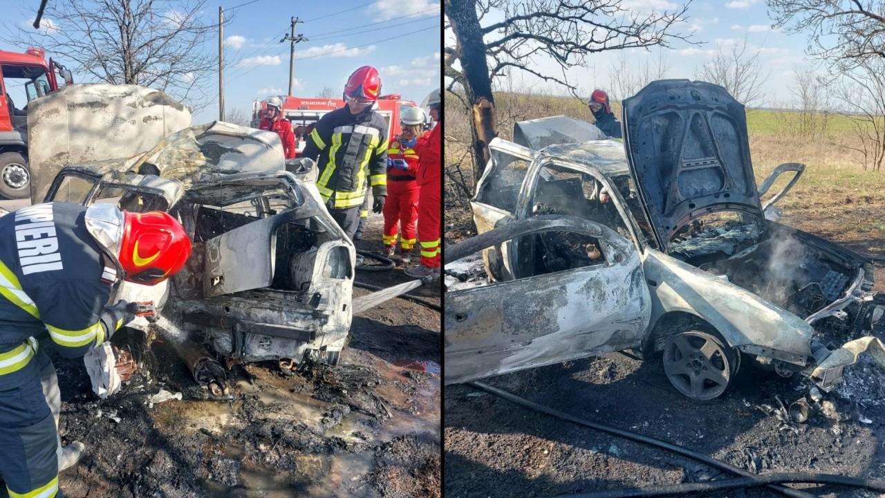 Un tânăr de 19 de ani și iubita lui, de 45, au ars de vii după ce s-au izbit cu mașina de un copac, în Arad