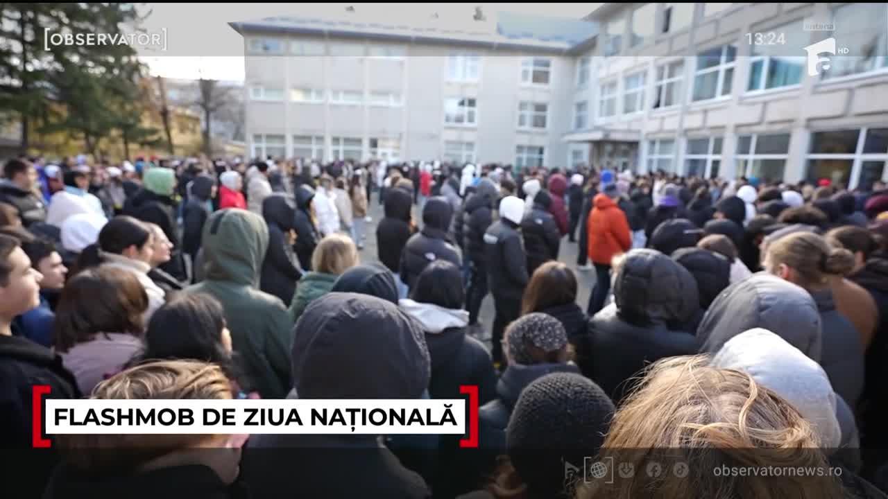 Flashmob della Giornata Nazionale al Collegio Nazionale Mihai Eminescu di Botoşani