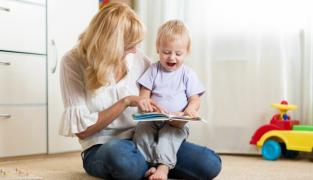 Încurajează bebelușul să vorbească. 7 modalități pe care le poți aplica și tu