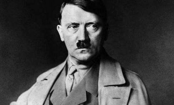 SLĂBICIUNEA lui Hitler cea de toate zilele