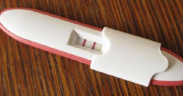 INCREDIBIL!  Ce a descoperit un bărbat după ce a făcut un test de sarcină este ULUITOR