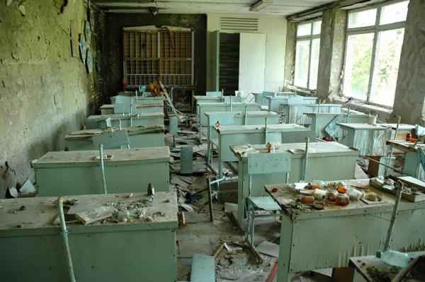 Întoarcerea la Cernobîl! Radiaţiile din sarcofagul reactorului pot ucide sute de milioane de oameni