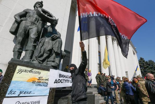 Ianukovici "a dat ordinul criminal" în ceea ce îi priveşte pe protestatarii din Piaţa Independenţei