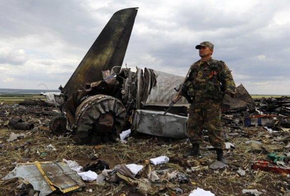 Ucraina: Un avion militar ucrainean a fost doborât de ruşi