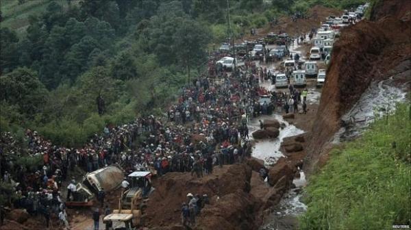 Guatemala: Cel puțin 56 de morți într-o alunecare de teren